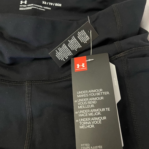 Womens XS high rise Under Armor Leggings. NWT! - Picture 2 of 3